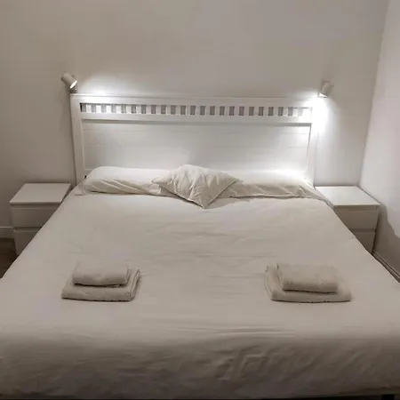 Oasis Apartment-open Minded Libertine Naturists Age 18-36 Hostel